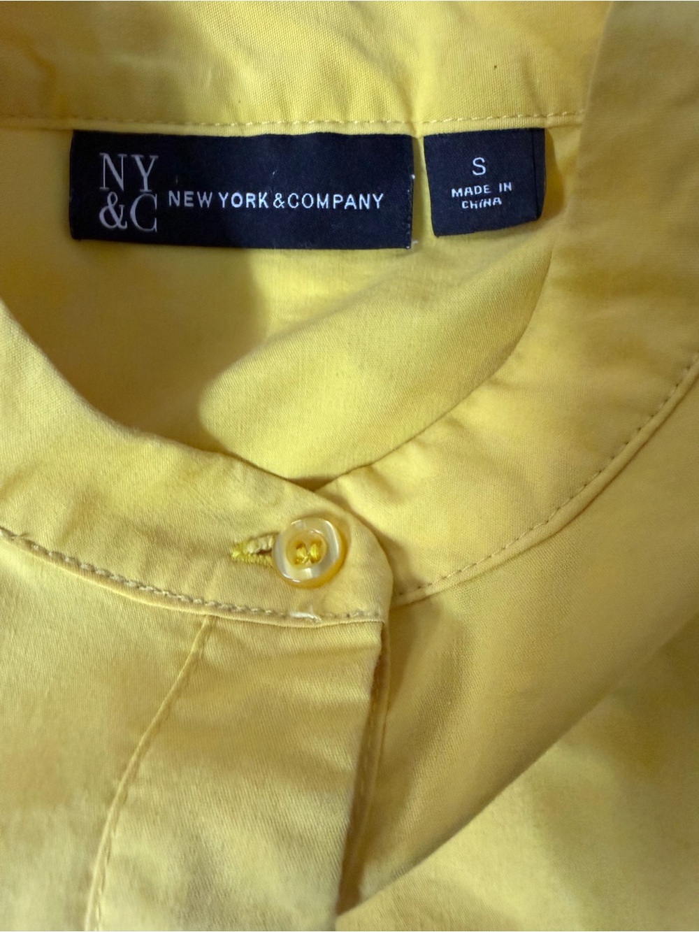 NY & Co size small Yellow Ruffle-Sleeve Button-Front Women's Top - Picture 10 of 10